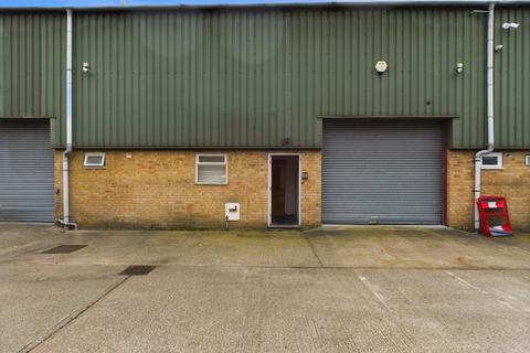 Industrial unit to rent, Queens Road, Barnet EN5