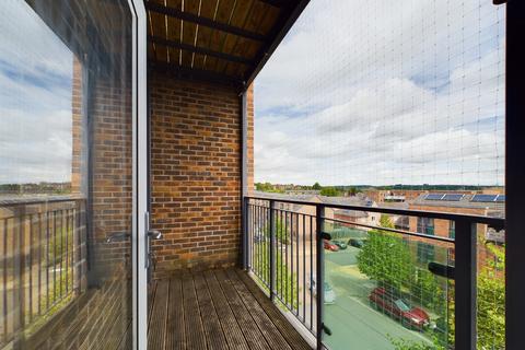 1 bedroom flat for sale, Spey Road, Tilehurst, Reading, RG30