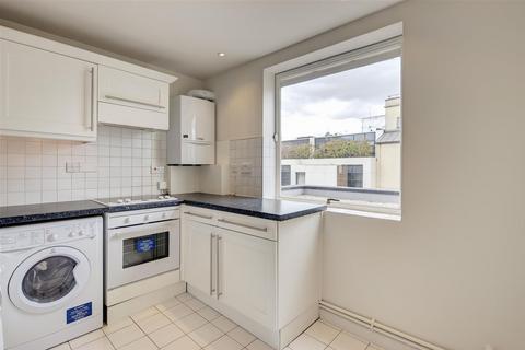 2 bedroom flat to rent, FULHAM ROAD, London, SW3