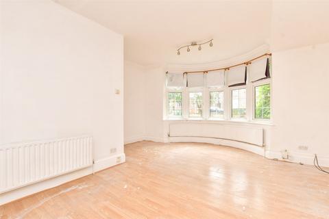 1 bedroom ground floor flat for sale, Egmont Road, Sutton, Surrey