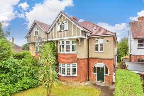 1 bedroom ground floor flat for sale, Egmont Road, Sutton, Surrey