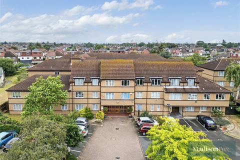 1 bedroom apartment for sale, Limewood Court, Ilford IG4