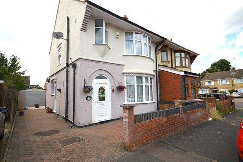 3 bedroom semi-detached house for sale, Reeves Avenue, Luton, LU3