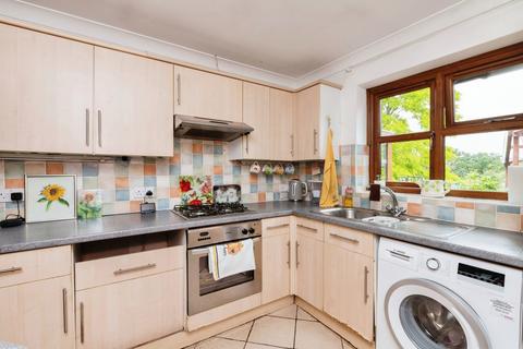 229 Greensward Lane, Hockley, SS5 5JN