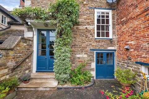 3 bedroom character property for sale, Alwyne Close, Oakham