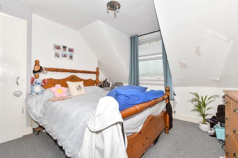1 bedroom flat for sale, Cheriton Road, Folkestone, Kent