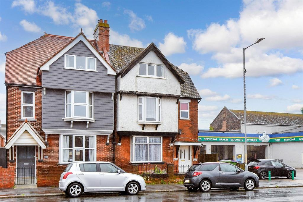 Cheriton Road, Folkestone, Kent 1 bed flat for sale £150,000