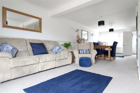25 Falconscroft, Swindon, SN3 5AF
