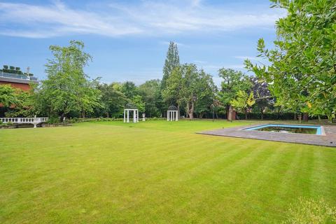 11 bedroom detached house to rent, The Bishops Avenue, London, N2