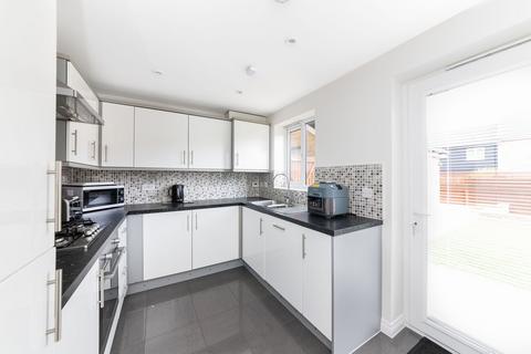 37 Blackthorn Road, Didcot, OX11 6AY