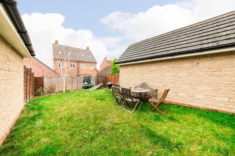 49 Blackthorn Road, Didcot, OX11 6AY