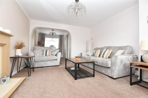 3 bedroom semi-detached house for sale, Topcliffe Avenue, Morley, Leeds, West Yorkshire