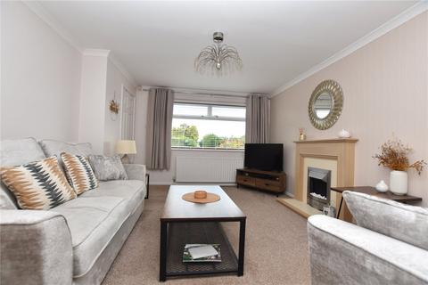 3 bedroom semi-detached house for sale, Topcliffe Avenue, Morley, Leeds, West Yorkshire