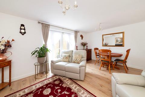 107 Diamond Drive, Didcot, OX11 6HR