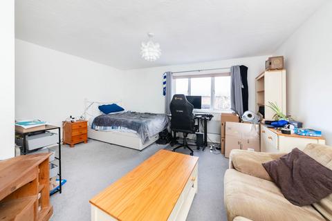9 Exeter Court, Didcot, OX11 8UH