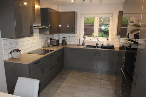 10 Blansby Chase, Emerson Valley, Milton Keynes, MK4 2LT