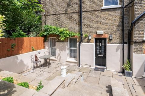 2 bedroom flat for sale, Ridgway, Wimbledon, London, SW19