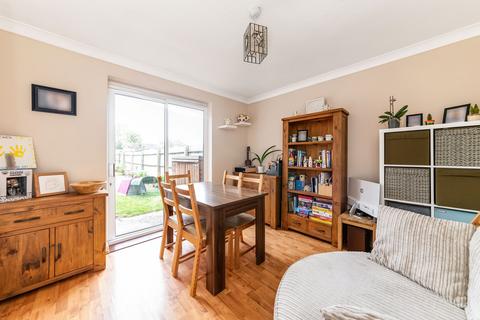 18 Barnett Road, Steventon, Abingdon, OX13 6AJ