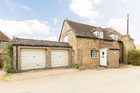 4 bedroom cottage for sale, Mill Road, Abingdon OX13