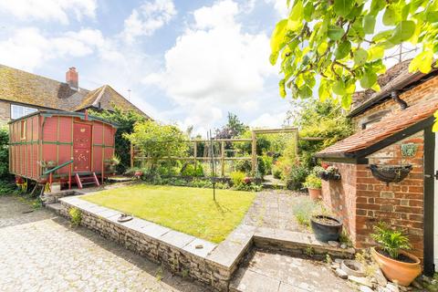 4 bedroom cottage for sale, Mill Road, Abingdon OX13