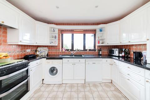 3 bedroom property for sale, Main Road, Abingdon OX14