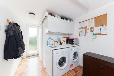 67 Hamble Drive, Abingdon, OX14 3TF