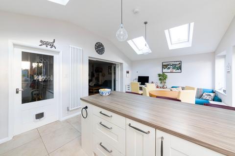 57 Alexander Close, Abingdon, OX14 1XB