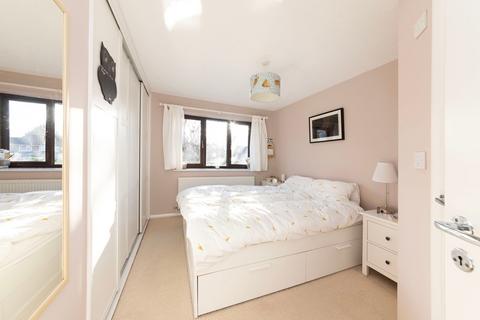 57 Alexander Close, Abingdon, OX14 1XB