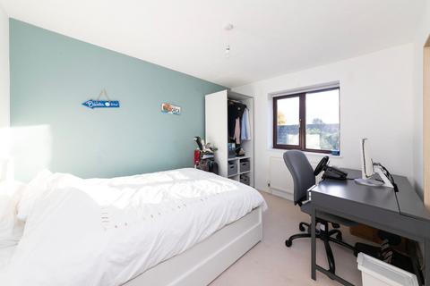 57 Alexander Close, Abingdon, OX14 1XB