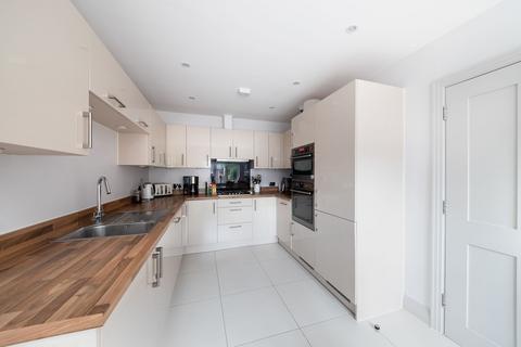 38 Harding Way, Marcham, Abingdon, OX13 6FJ