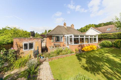 2 bedroom detached bungalow for sale, Kirk Close, Oxford OX1