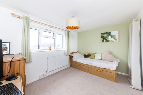 53 Buscot Drive, Abingdon, OX14 2BL