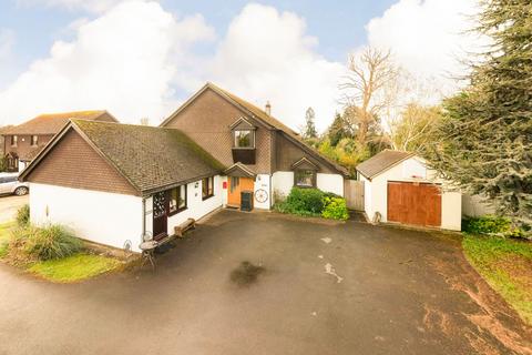 Rivendell Faringdon Road, Kingston Bagpuize, Abingdon, OX13 5AH