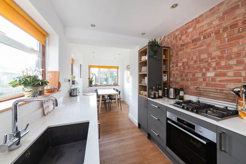 12 Abbott Road, Abingdon, OX14 2DT