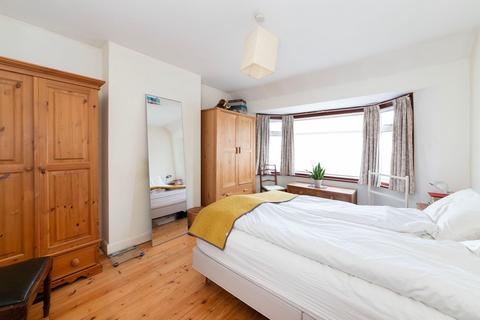 12 Abbott Road, Abingdon, OX14 2DT