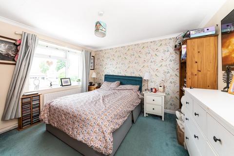 39 Crosslands Drive, Abingdon, OX14 1JU