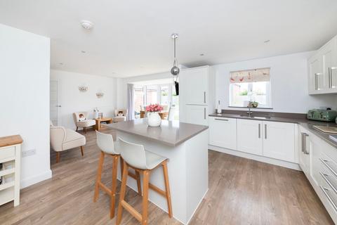 28 Fuller Way, Steventon, Abingdon, OX13 6FH