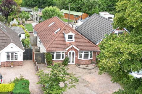 4 bedroom detached bungalow for sale, Finstall Road, Finstall, Bromsgrove, B60 3DE