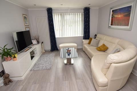 34 Birchwood Drive, Durrington, Salisbury, SP4 8ER