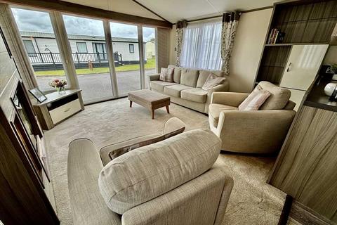 2 bedroom static caravan for sale, Atlas Image, Hoburne Park, Christchurch