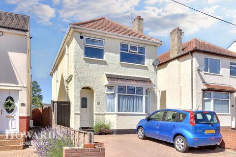 4 bedroom detached house for sale, Kirkley Run, Lowestoft