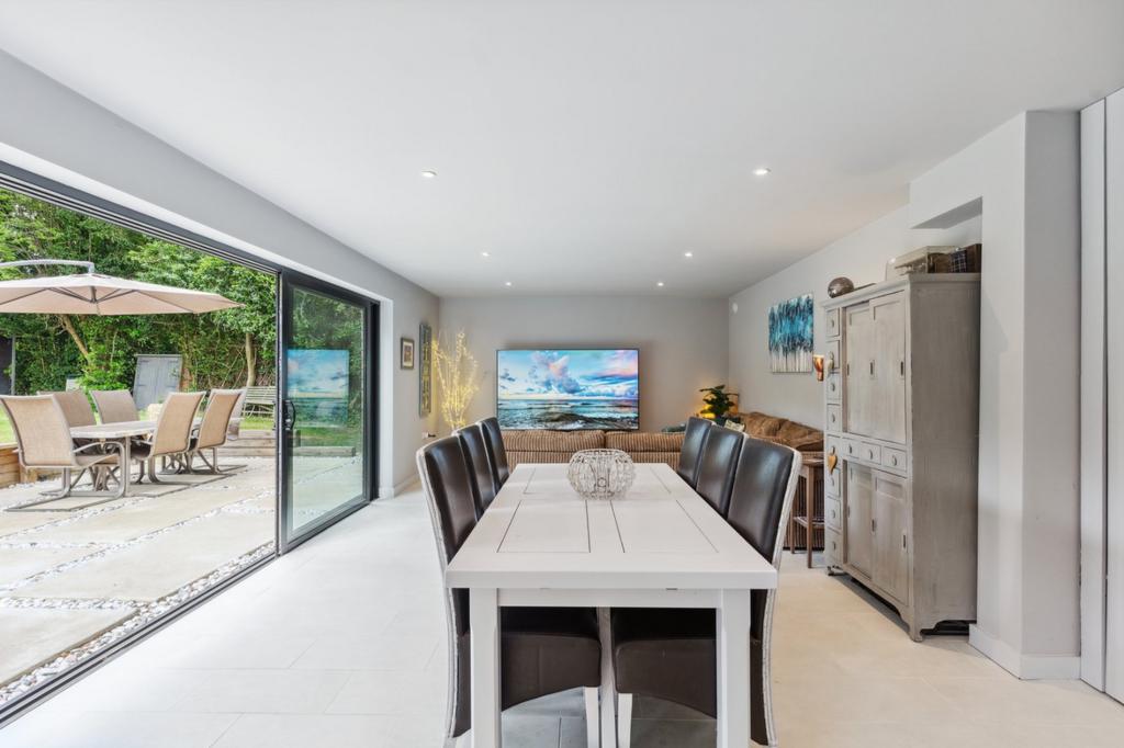 Dining/Family Room