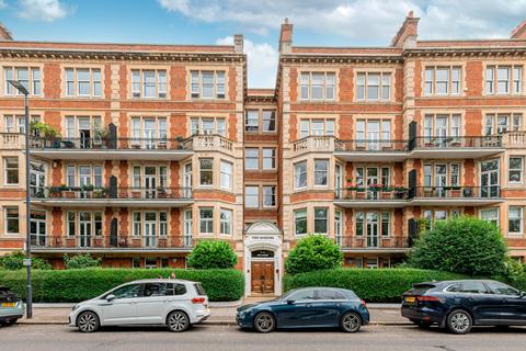 3 bedroom apartment for sale, York Mansions