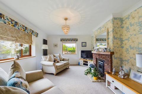 4 bedroom detached bungalow for sale, 6 The Cliff, Iburndale