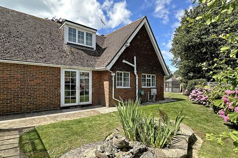 3 bedroom chalet for sale, Newhall Close, Bognor Regis, West Sussex PO21