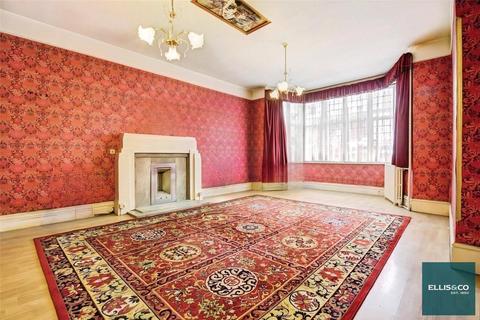 undefined, Finchley Road, Golders Green, NW11