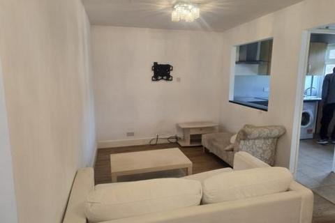 1 bedroom flat to rent, Croxden Close, Queensbury, HA8