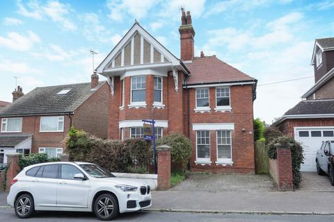 5 bedroom detached house for sale, Pierremont Avenue, Broadstairs, CT10