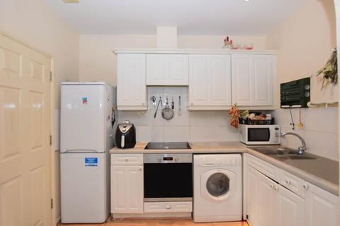 3 bedroom flat to rent, Grange Road Bermondsey SE1