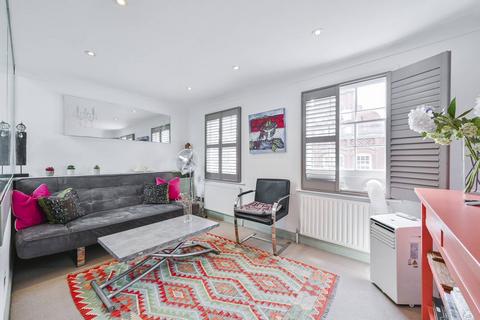 1 bedroom flat for sale, Neal Street, Covent Garden, London, WC2H